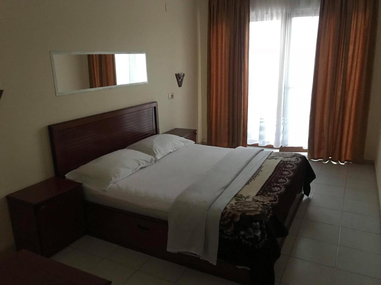 Hotel Belvedere Pogradec Exterior photo