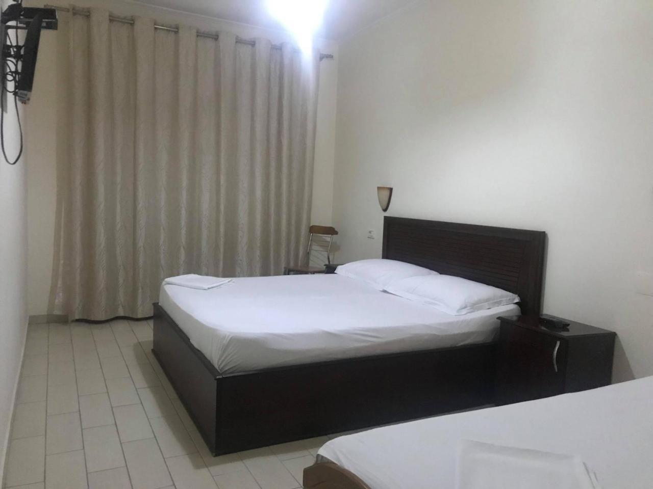 Hotel Belvedere Pogradec Exterior photo